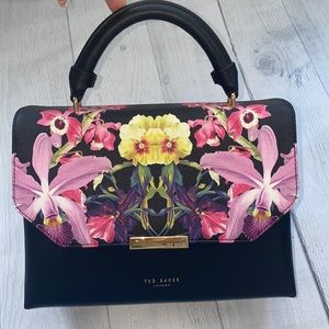 TED BAKER - Lost Gardens Crosshatch Tote Bag